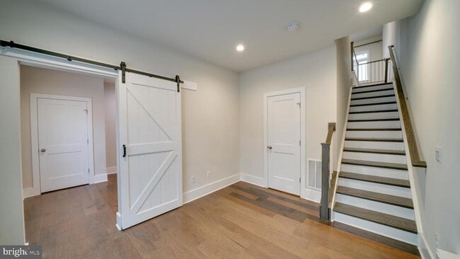 Building Photo - 43057 Pony Truck Terrace