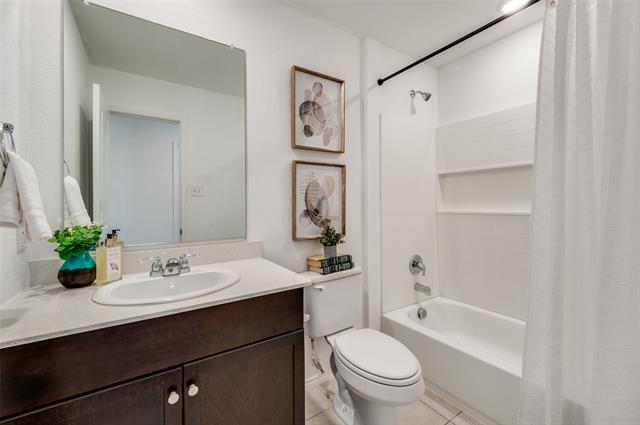 Building Photo - 3148 Harper St