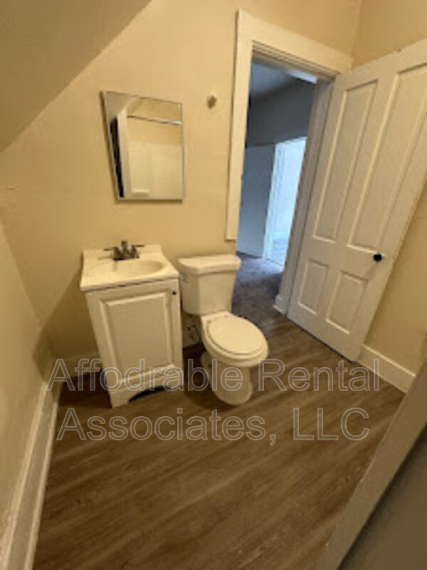 Building Photo - 1309 S 15th St