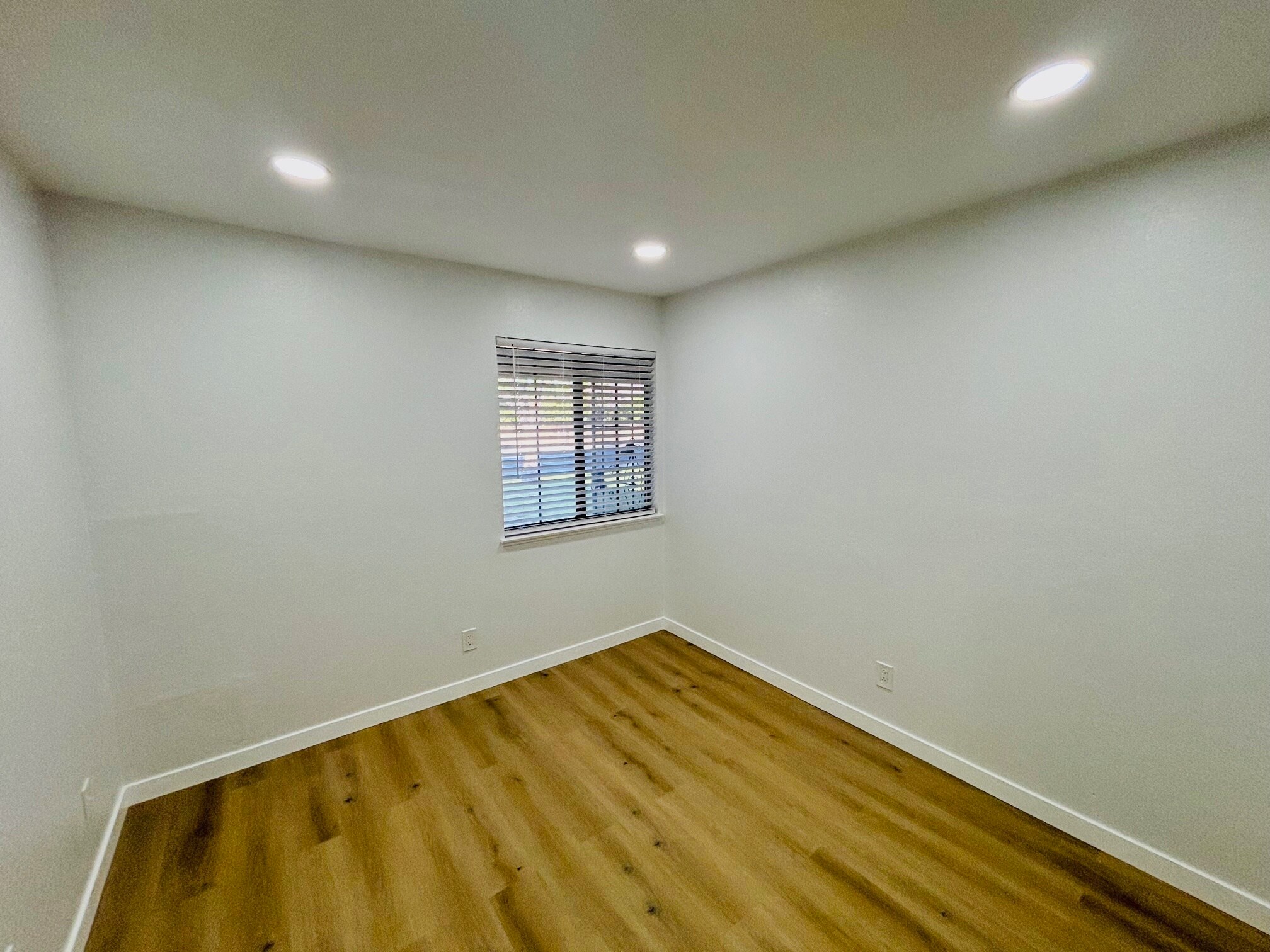 Building Photo - 2730 W Avenue K4