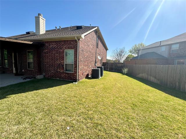 Building Photo - 1100 Annalea Cove Dr