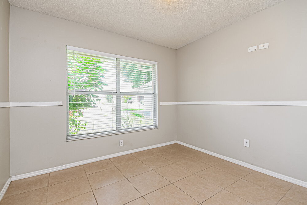 Building Photo - 3071 Bloomsbury Dr