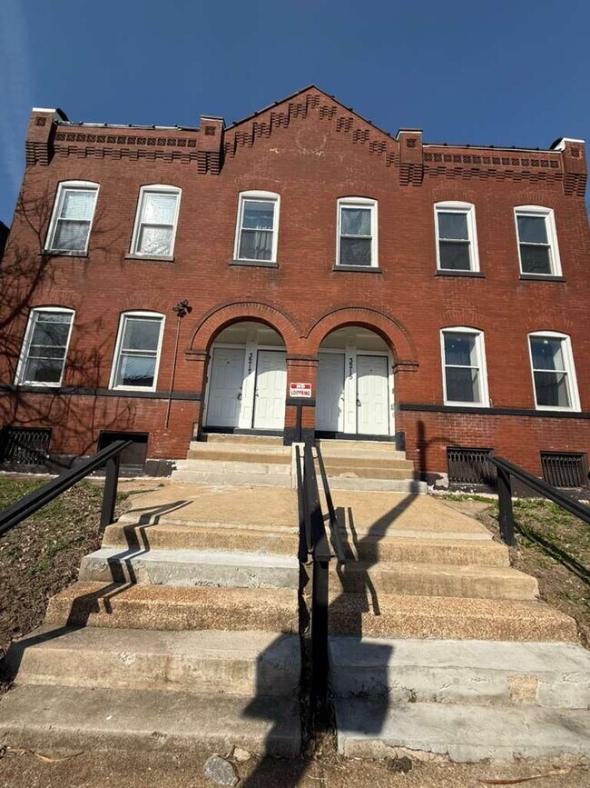 Building Photo - 3215-3217-3217 Nebraska Ave