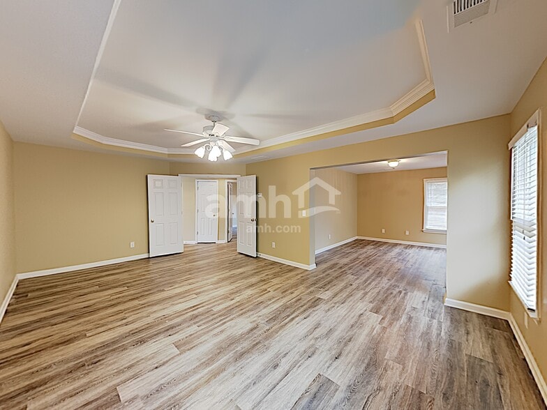 Building Photo - 100 Blankets Creek Way