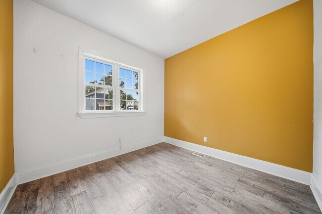 Building Photo - 1109 Orange St