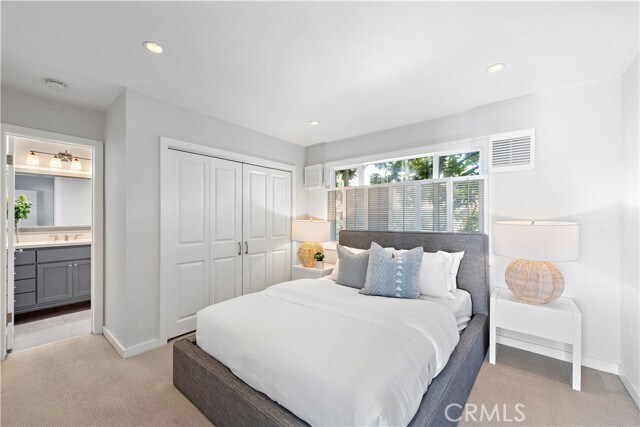 Building Photo - 31561 Table Rock Dr