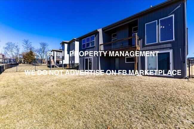 Building Photo - 12566 S Canyon Dr