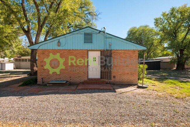 Building Photo - CALL US TODAY AT (505) 808-6467 TO SCHEDULE A CONVENIENT SHOWING