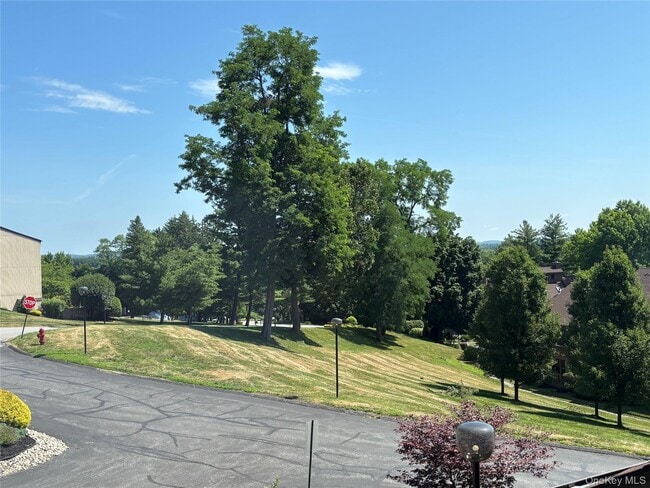 Building Photo - 507 Scenic Ln