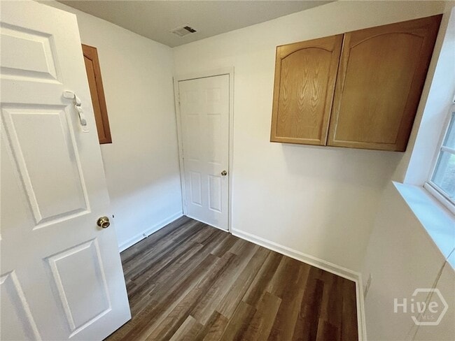 Building Photo - 128 Cormorant Way