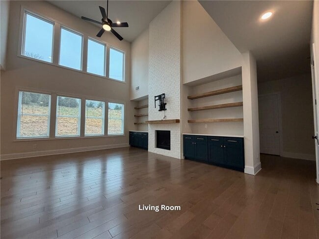 Building Photo - 3770 Andover St