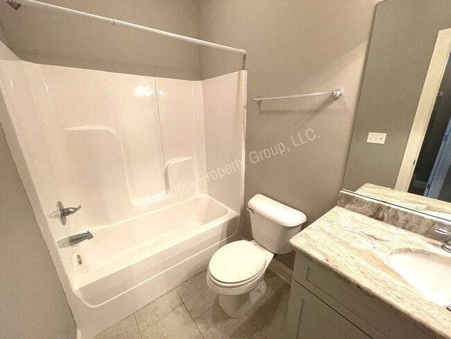 Building Photo - 4BR/4.5BA For Rent