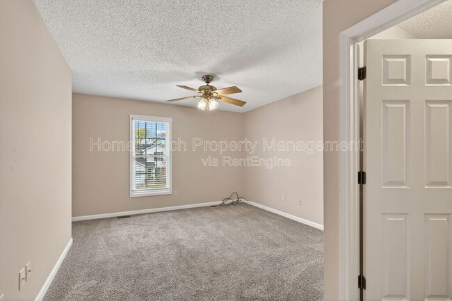 Building Photo - 54 Deer Grove Dr