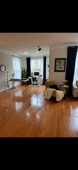 Building Photo - 4230 Winding Waters Terrace