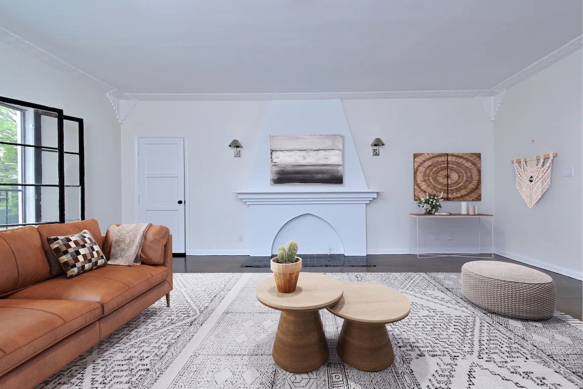 Building Photo - 724 S Genesee Ave