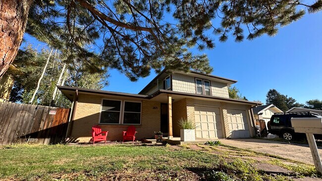 Primary Photo - 2871 Loma Pl