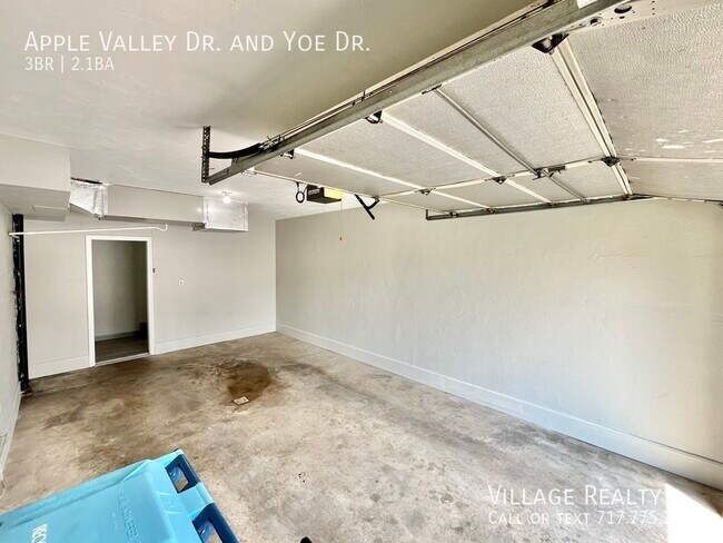 Building Photo - 914 Apple Valley Dr