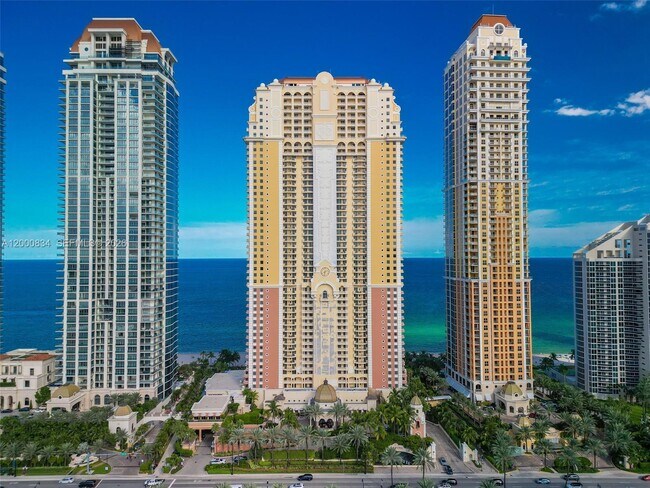 Building Photo - 17875 Collins Ave