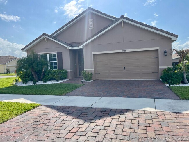 Building Photo - 10574 SW Cambria Ln