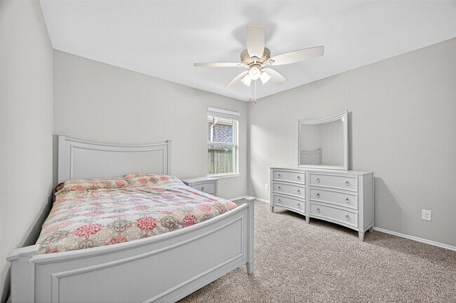 Building Photo - 40347 Blossom Vly Ln
