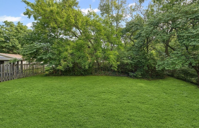 Building Photo - 4-Bedroom 2-bath in West Lafayette!