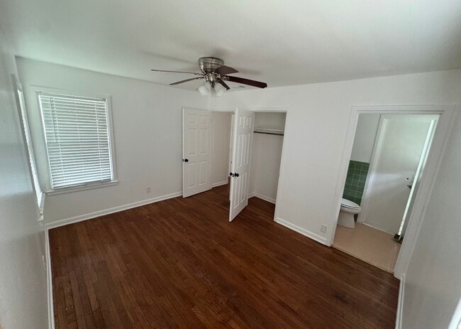Building Photo - 1024 Miramar Pl