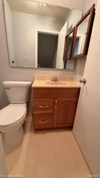 Building Photo - 3162 Summers Rd