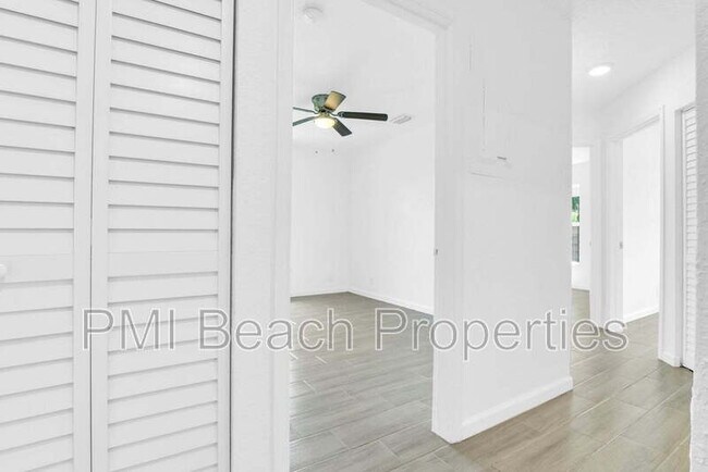 Building Photo - 13729 Yarmouth Dr