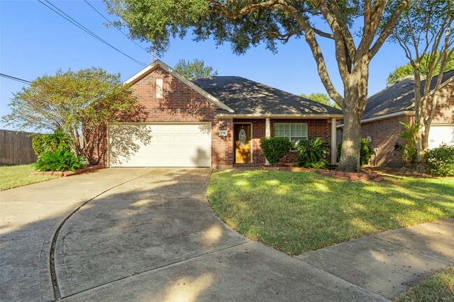 Primary Photo - 1718 Charlton Oaks Ct