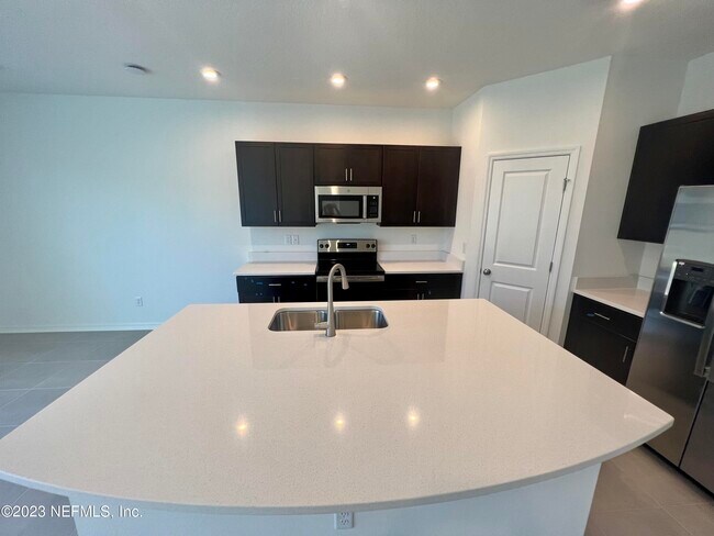 Building Photo - 316 Anthony Dr