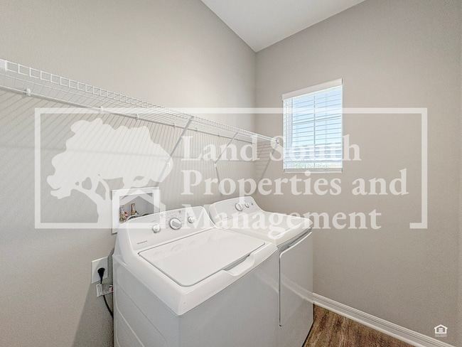 Building Photo - 3454 Cup Dr