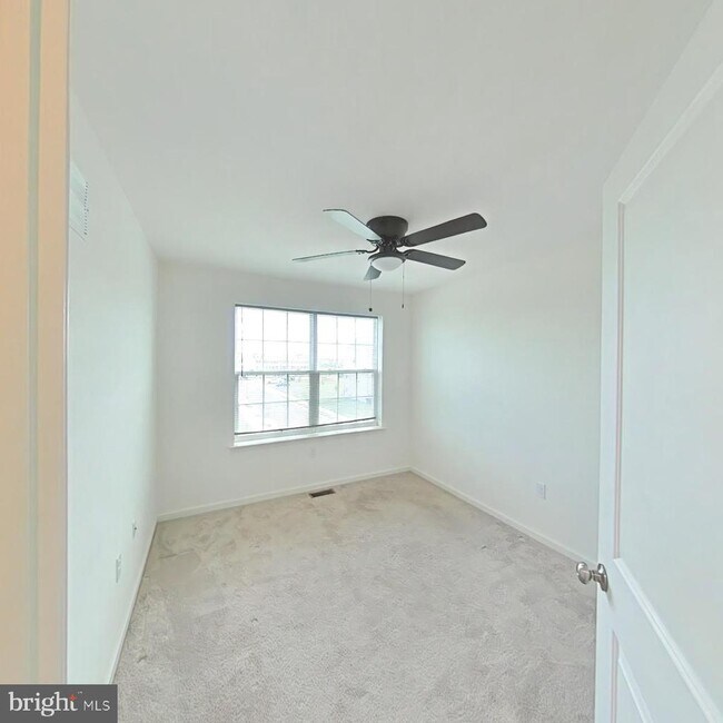 Building Photo - 1445 Carrick Ct