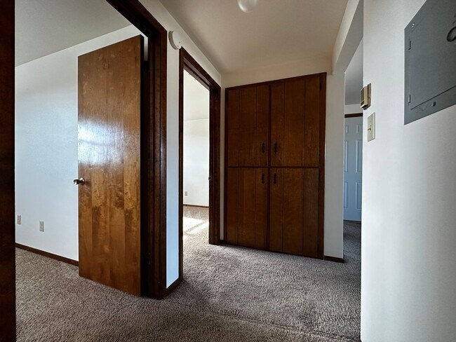 Building Photo - 1241 Apache Ave