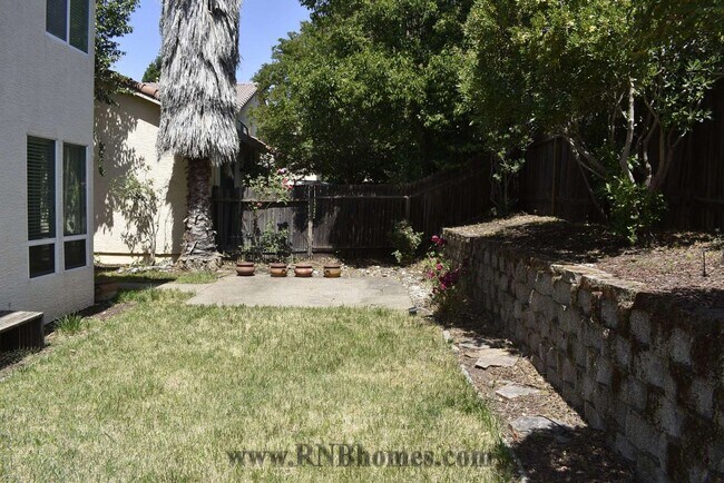 Building Photo - 5228 Del Vista Way