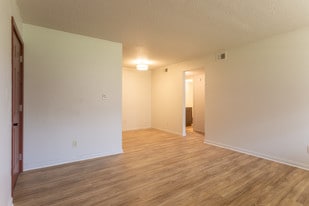Interior Photo - Yorktown Apartment Homes