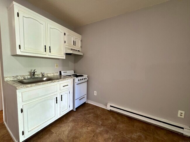 Building Photo - 289 Main Ave