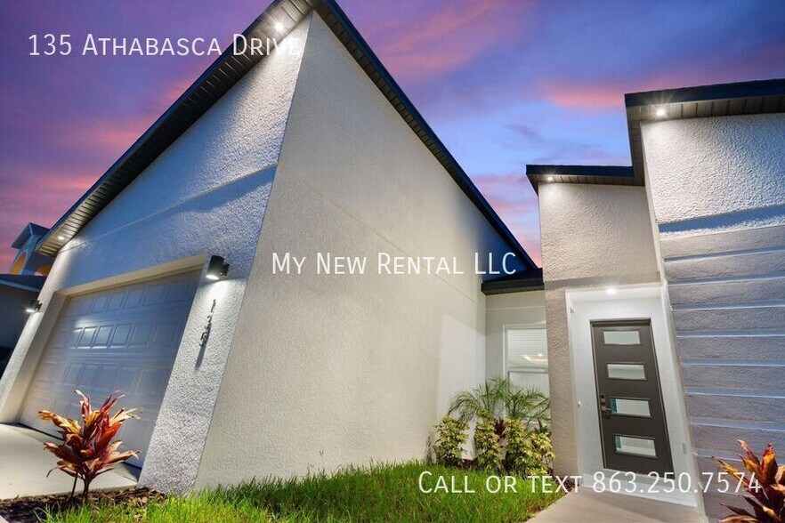 Building Photo - 135 Athabasca Dr