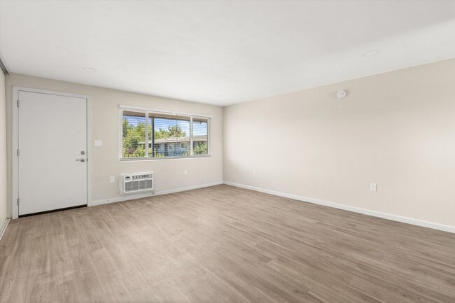 Interior Photo - Tyler Arms Apartments