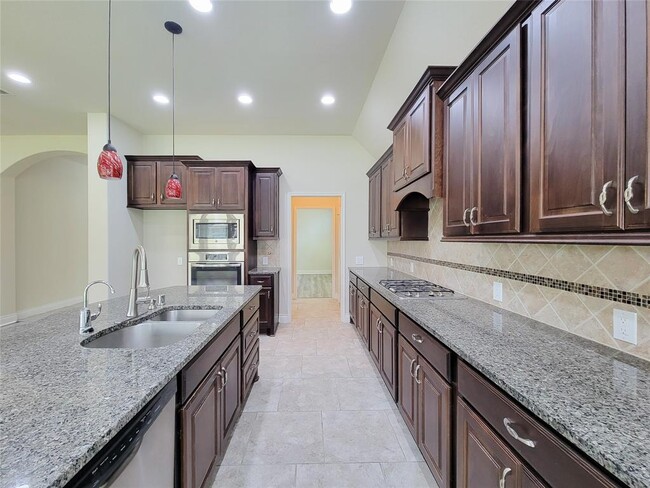 Building Photo - 1314 Watercrest Park Ln