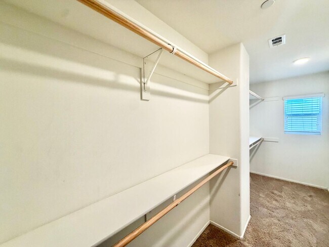 Building Photo - 24242 Hazelnut Ave