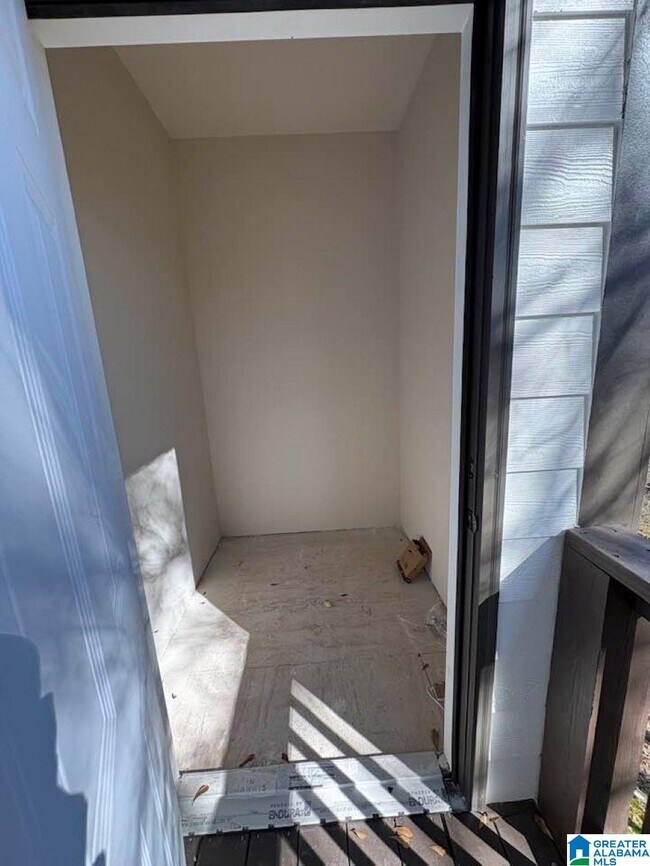 Building Photo - 4411 Lennox Pl