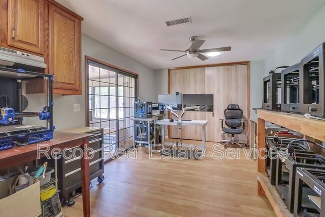 Building Photo - 3289 Altoro Ln