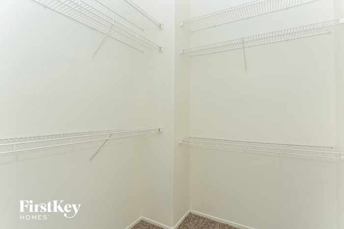 Building Photo - 9720 N Fast Elk St