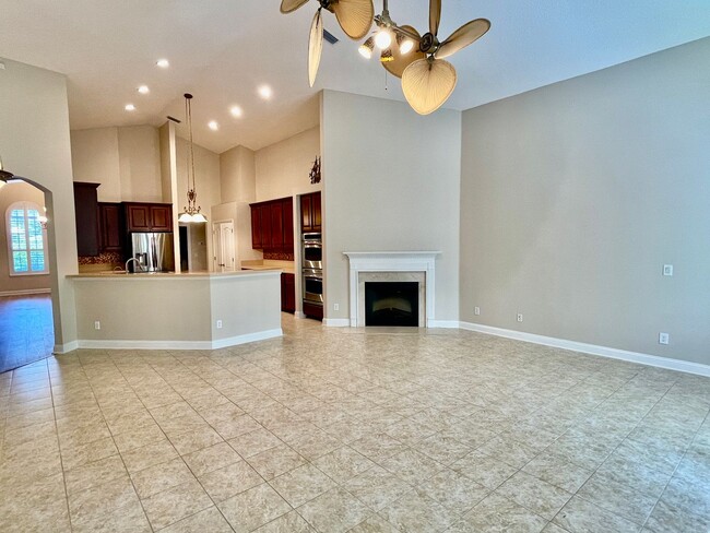Building Photo - 614 Santa Maria Dr