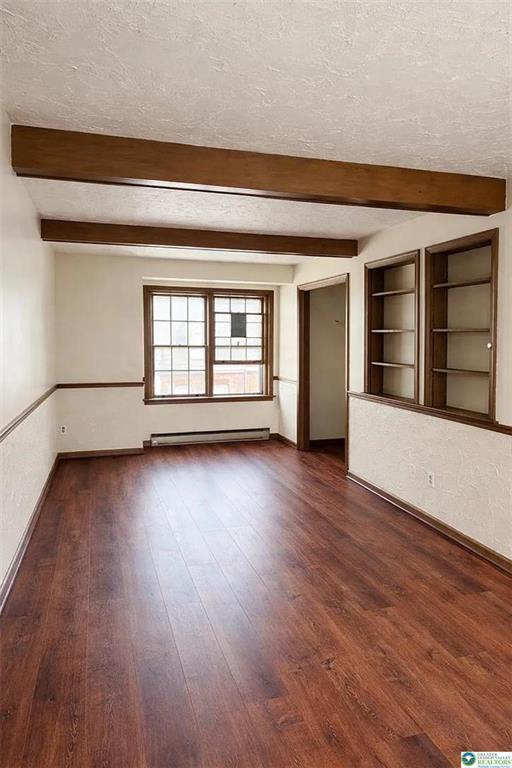 Building Photo - 748 S Hall St