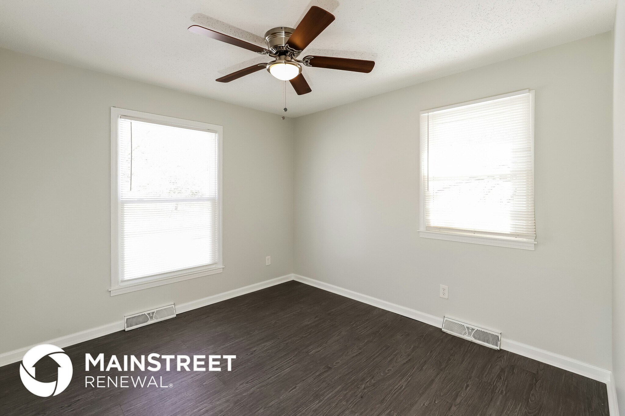 Building Photo - 6610 NW Graden Rd