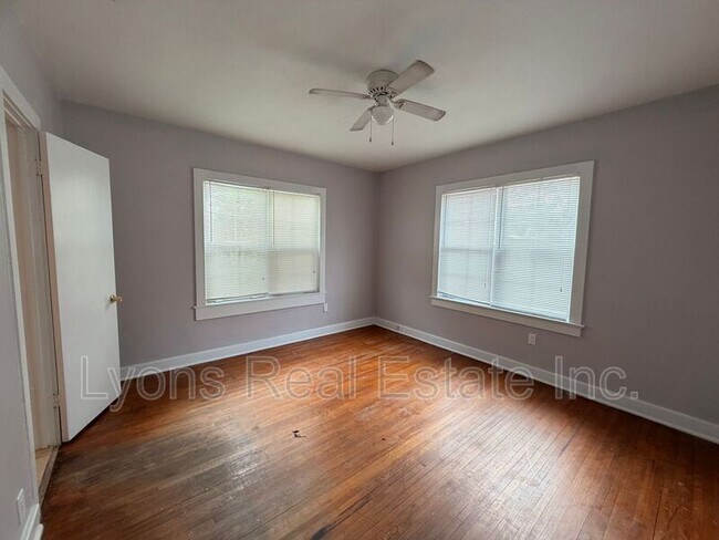 Building Photo - 2114 Dora St