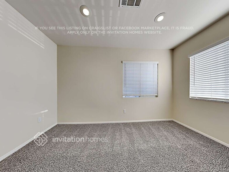 Building Photo - 9709 Maywood Ct