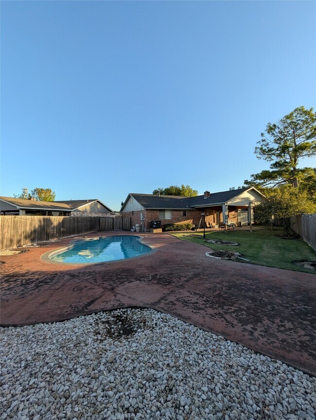 Building Photo - 11415 Poplarwood Ct