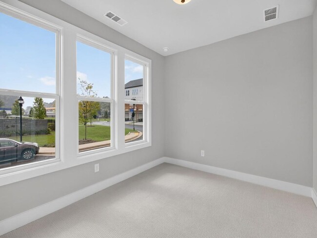 Building Photo - 1308 Koa Ct